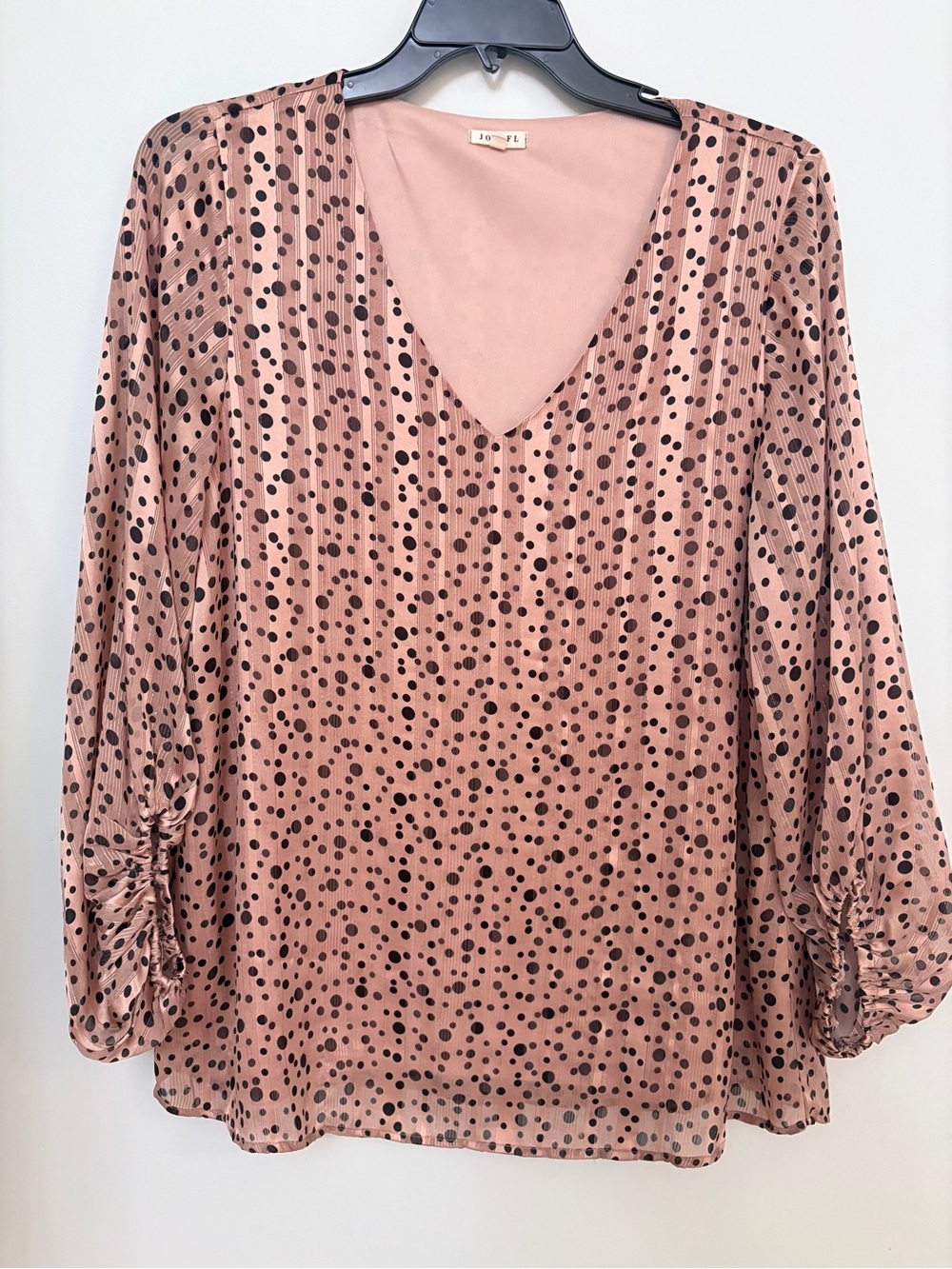 JODIFL Polka Dot V-Neck Blouse